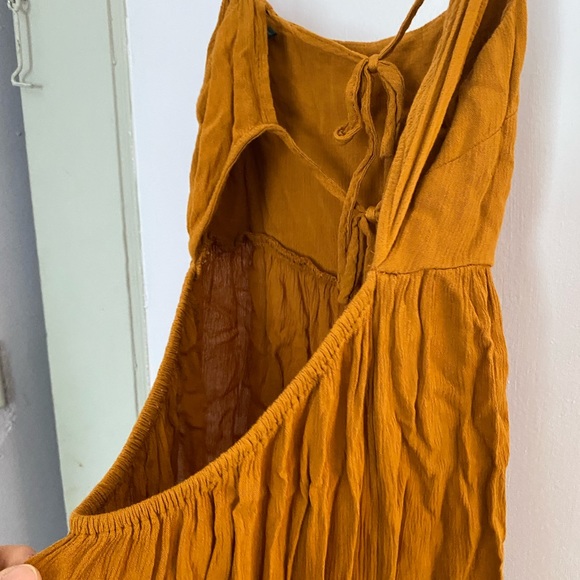 open back mini dress - Picture 3 of 5